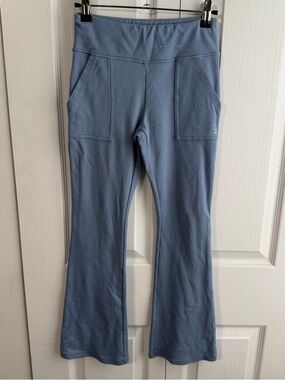 Xersion stretch blue leggings size medium 10-12‎